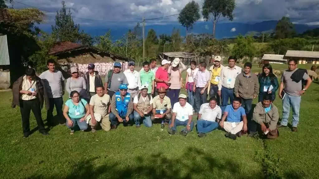 FOTO 1_Participantes en la  Escuela ARA en PIURA_PERU