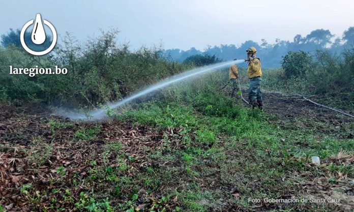Incendios Santa Cruz 2023-3 Bomberos de la Gobernación atienden desde hace varios días las emergencias por incendios. / Foto: Gobernación de Santa Cruz