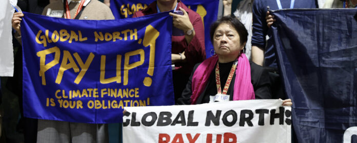 La sociedad civil pidió “trillions” (billones, en español) y no “billions” (miles de millones, en español) para el financiamiento climático. Foto: Kiara Worth / UN Climate Change