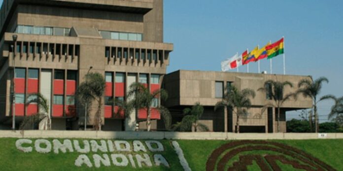 Sede de la Comunidad Andina que rechazó denuncia contra Bolivia por minería ilegal Edificio de la Comunidad Andina en Lima, sede donde se rechazó la denuncia contra Bolivia por minería ilegal
