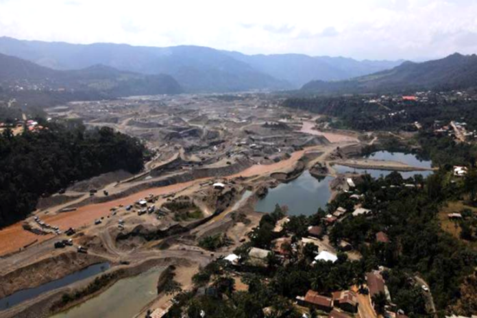 Mineria-Bolivia-Municipio-de-Alto-Beni-768x512 La minería aurífera se ha establecido en varios ríos de Bolivia, donde es legal siempre y cuando cumpla con las normativas del país. Foto: Municipio de Alto Beni