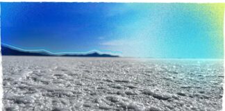 The Salar de Uyuni, with an estimated 21 million tons of lithium. Photo: Rocío Lloret