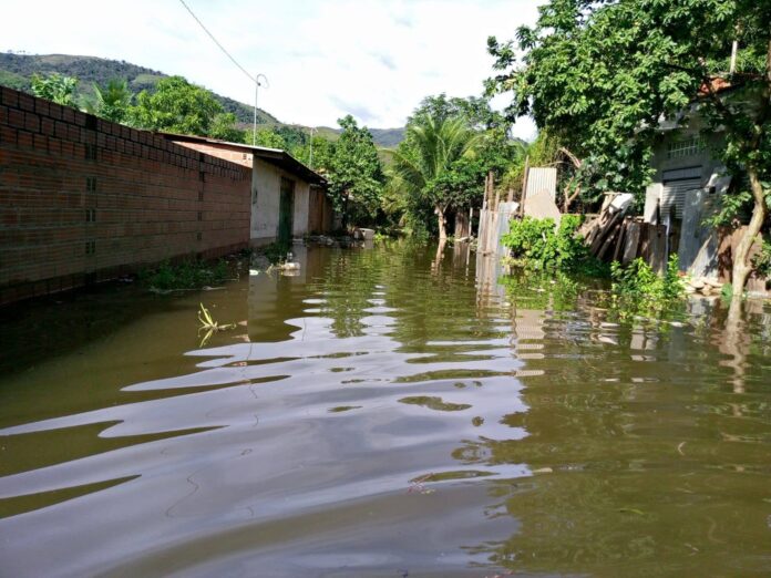 Inundación Tipuani Bolivia minería ilegal (2) Inundación en Tipuani, Bolivia. Foto: Gentileza