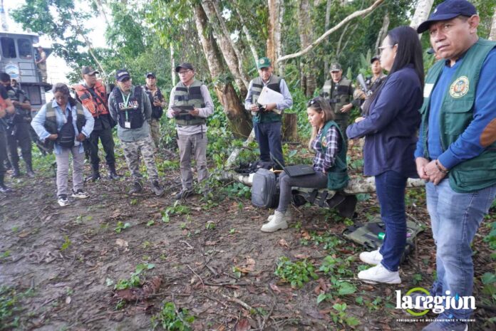 MINERIA ILEGAL EN EL MADRE DE DIOS BOLIVIA (1) Así se desarrolló la audiencia a orillas del río Madre de Dios, en el ingreso a la comunidad Genechiquía, territorio del pueblo indígena Esse Ejja.