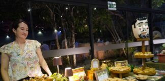 La chef Christer Petrini presenta propuestas gastronómicas elaboradas con ingredientes del bosque chiquitano, en el marco de la iniciativa “Bosque Chiquitano: Destino Gastronómico”.