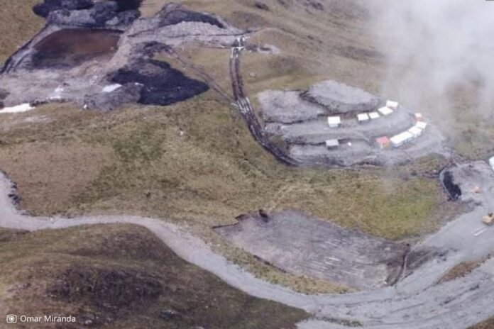 MINERIA EN IRUPANA 2026 La minería de oro en los ríos de Irupana es uno de los temas abordados por los cinco reportajes finalistas del Premio al Reportaje sobre Naturaleza 2026. Foto: Omar Miranda.