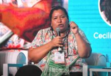 “Trasladar el poder, no los riesgos”: el pedido indígena en Redlac 2026 Magaly Tipuni, presidenta del Consejo Regional Tsimane’ Mosetén de Pilón Lajas, durante el Congreso Redlac 2026 en Bolivia. Foto: RedLAC Bolivia 2026
